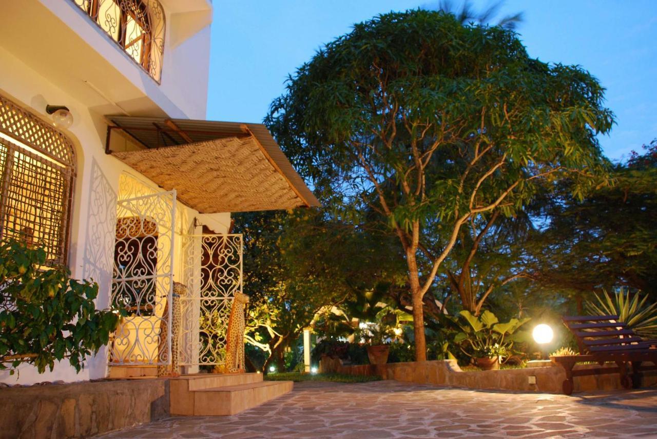 Bed and Breakfast Pashmina House Watamu Zewnętrze zdjęcie